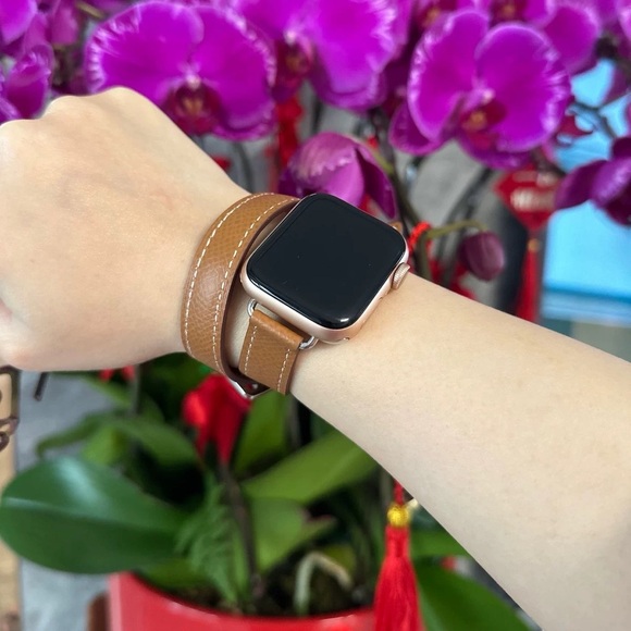 Style 41mm leather Apple watch band main image 4